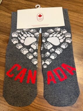 Hudson's Bay Company 'Canada Heart Paw' Olympic Women's socks
